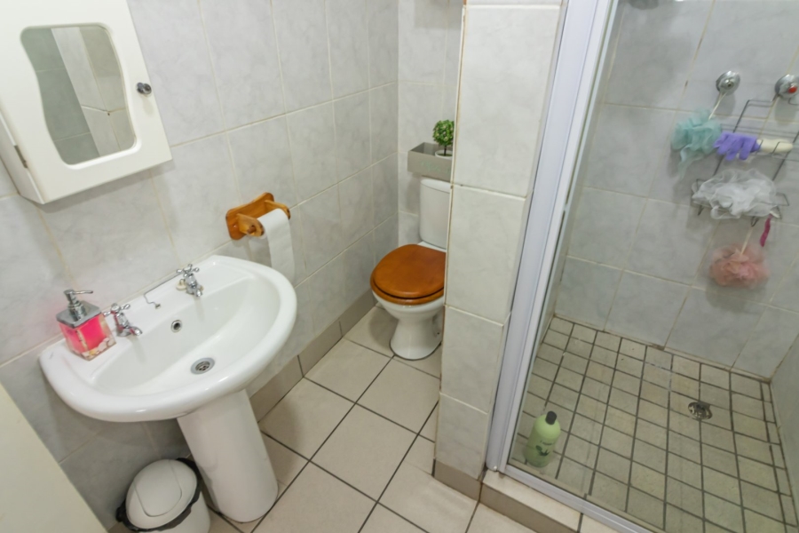 4 Bedroom Property for Sale in Kroonheuwel Free State